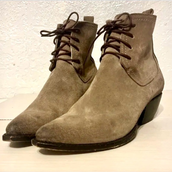 Frye Women's Sacha Ankle Boot Ash Brown Suede Lace Up unisex US 10W - Picture 2 of 9